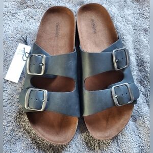 *NWT* Sonoma Good For Life Artwork Leather Sandals Size 7 1/2M